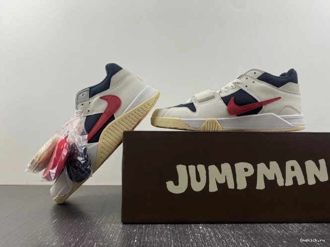 One Kick TRAVIS X CHECK THE JORDAN CUT FZ8117-100 SCOTT 0817